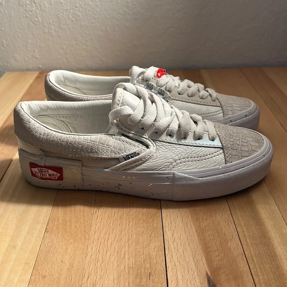 Vans White Slip-on Cap Glitter Mix Shoe Loafer. M 4 W 5.5 NWOB